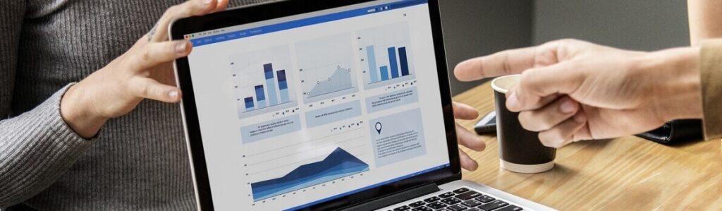 KPI E-commerce écran laptop analytics